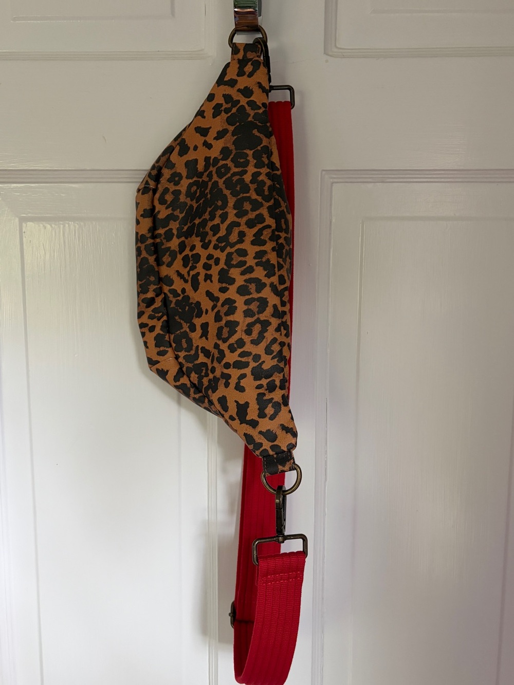 Marine Layer Leopard Print Fanny Pack - Picture 3 of 9